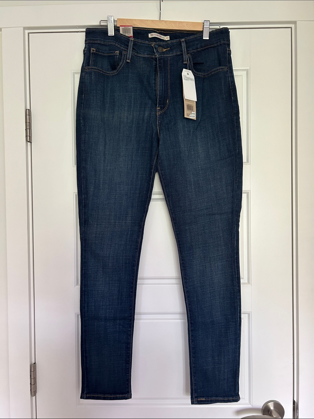 Levi’s 721 High Rise Skinny Jeans
